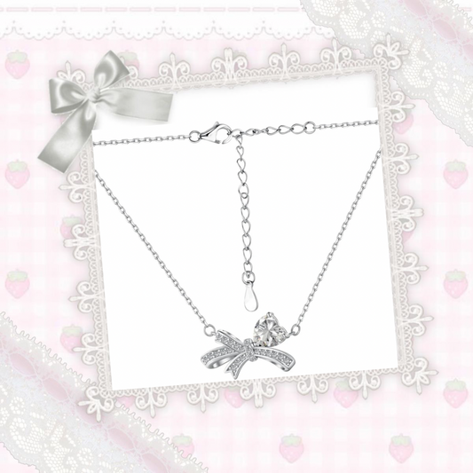 Romantic Knot Necklace - Clear