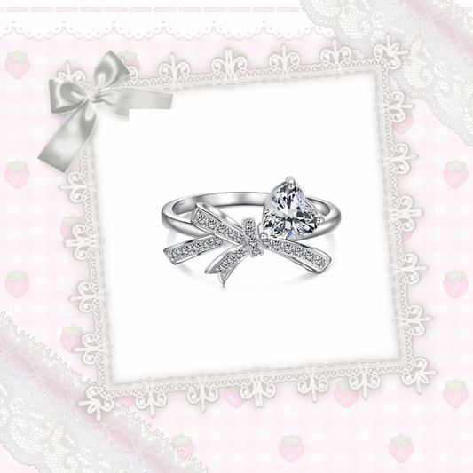 Romantic Knot Ring - Clear